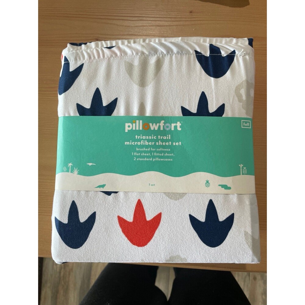 Pillowfort Triassic Trail microfiber sheet set Full